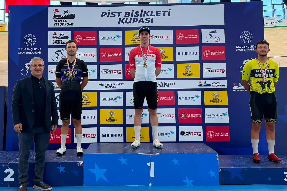 Konya B&uuml;y&uuml;kşehir sporcuları T&uuml;rkiye&rsquo;yi gururlandırıyor