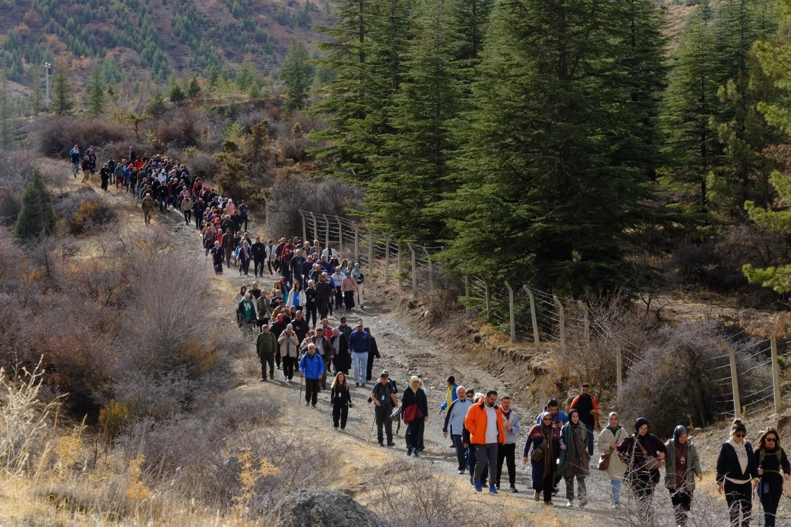 &ldquo;Konya&rsquo;da Y&uuml;r&uuml;yoruz&rdquo; yeni rotalarla devam ediyor