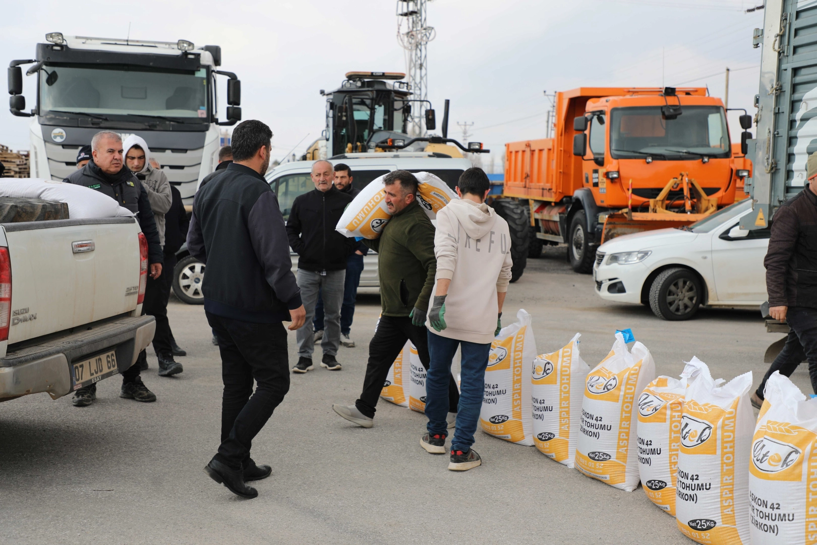 Konya'da y&uuml;zde 50 hibeli aspir tohumları dağıtılıyor
