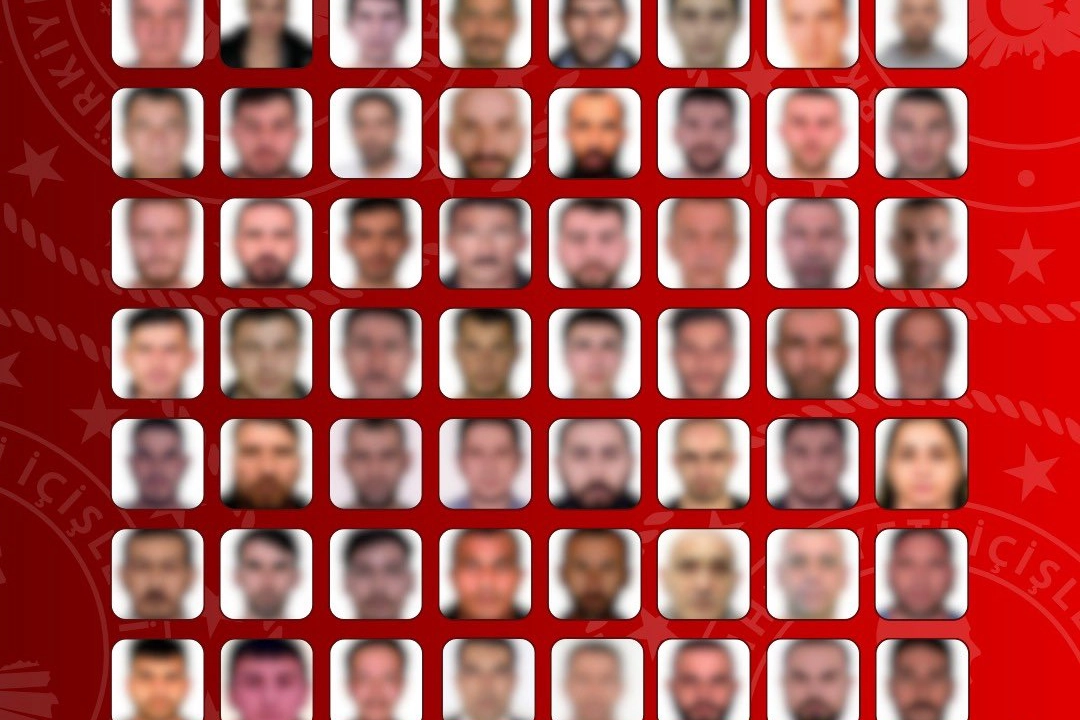 Yurt dışına ka&ccedil;an 61 su&ccedil;lu T&uuml;rkiye&rsquo;ye getirildi