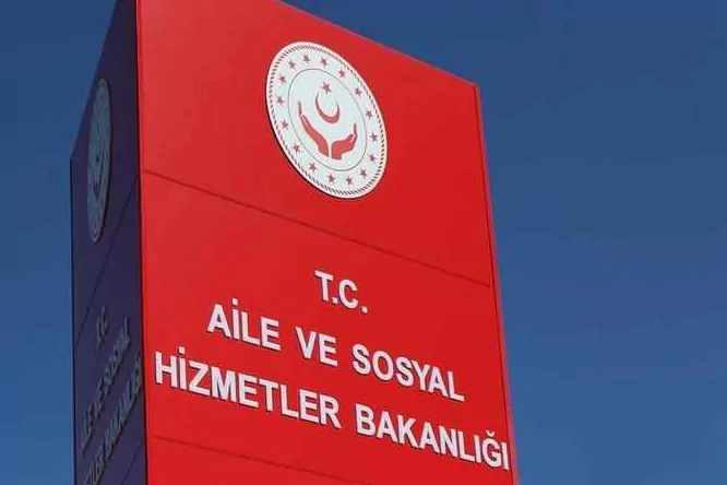Bakanlıktan &ccedil;ocuk g&uuml;zellik yarışmasına su&ccedil; duyurusu!