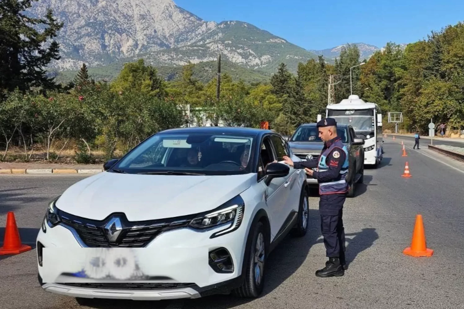 81 ilde dev operasyon! Aranan 912 kişi yakalandı