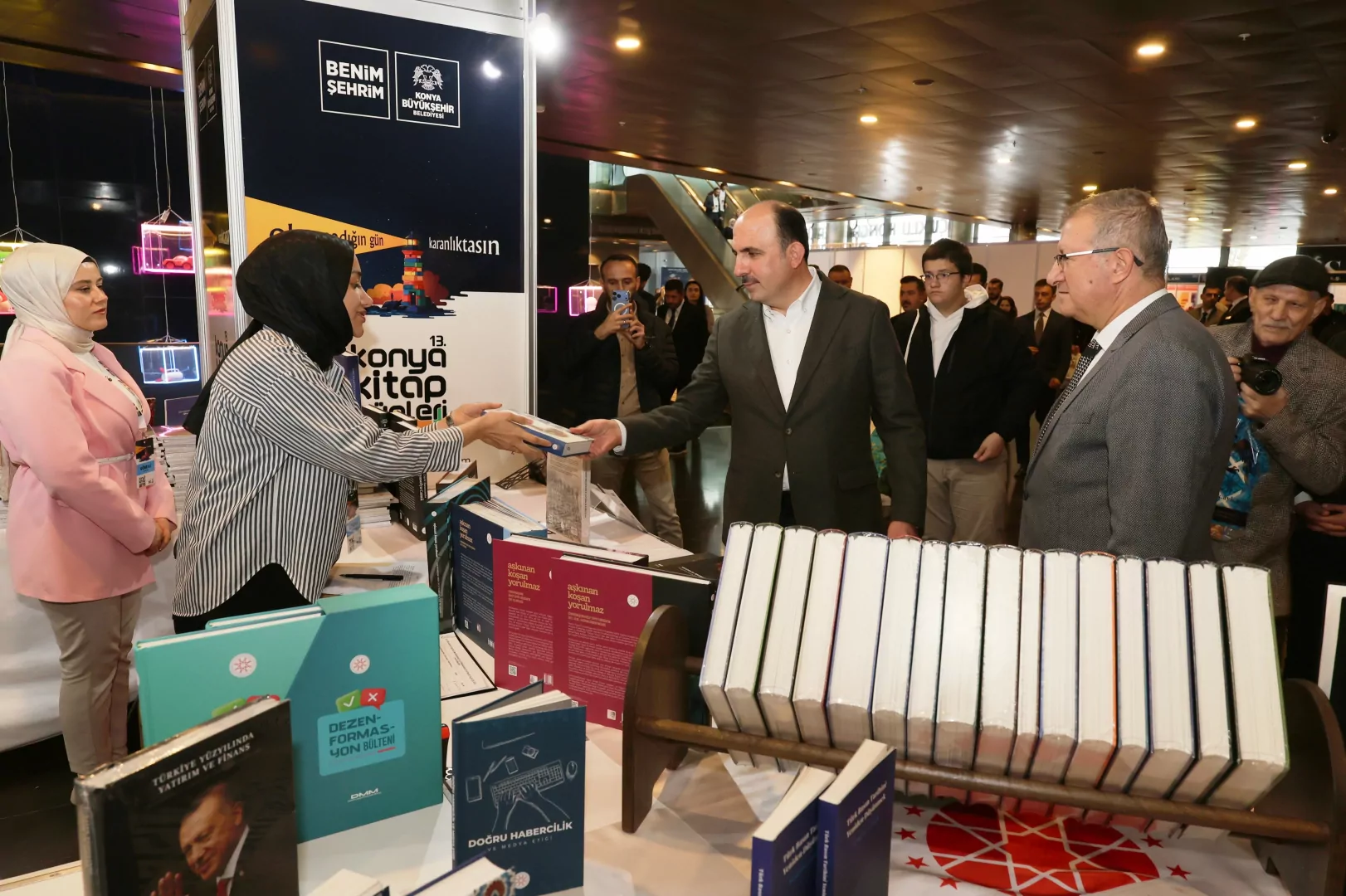 Konya Kitap G&uuml;nleri kapılarını a&ccedil;tı