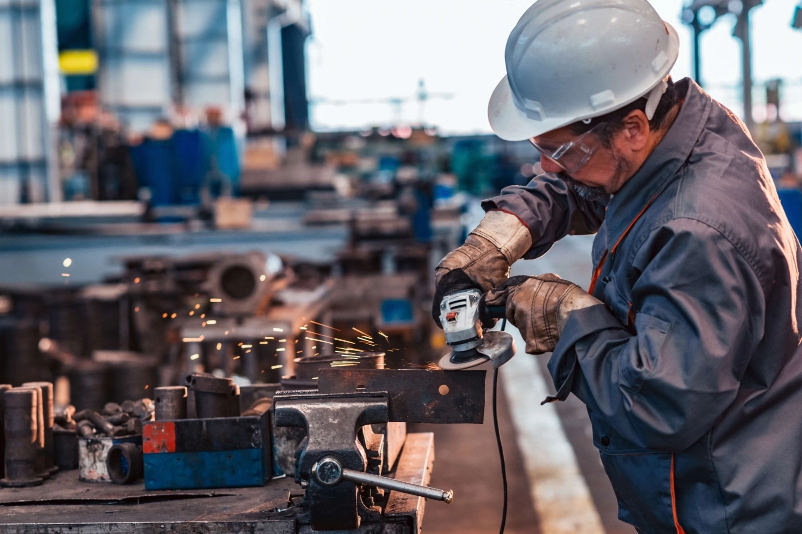 İşg&uuml;c&uuml; maliyetlerinde g&uuml;&ccedil;l&uuml; artış!