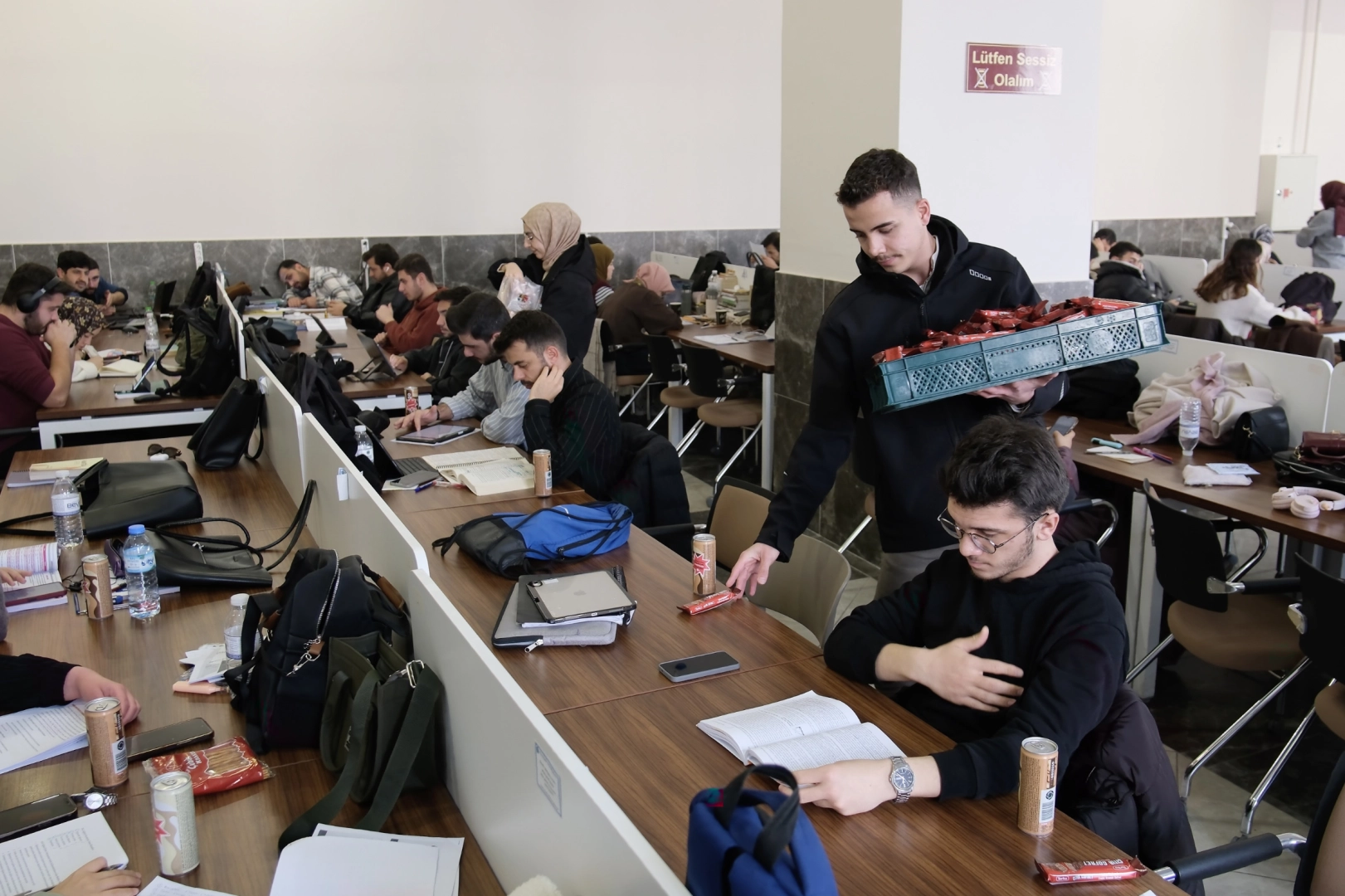 Konya B&uuml;y&uuml;kşehir&rsquo;den &ouml;ğrencilere final morali