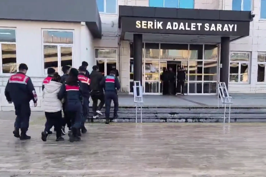 17 ilde siber dolandırıcılık operasyonu: 118 ş&uuml;pheli yakalandı