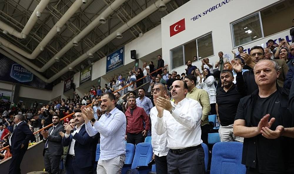 Başkan Altay: &ldquo;B&uuml;y&uuml;kşehir Basketbol Altyapısındaki Gen&ccedil;lerimizin Başarıları İle Gurur Duyuyoruz"