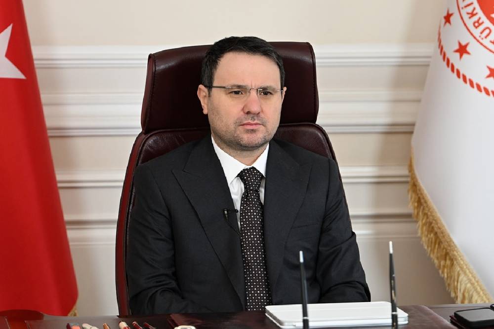 Bakan G&uuml;rlek: FET&Ouml;'n&uuml;n t&uuml;m gizli h&uuml;crelerini tespit ediyoruz