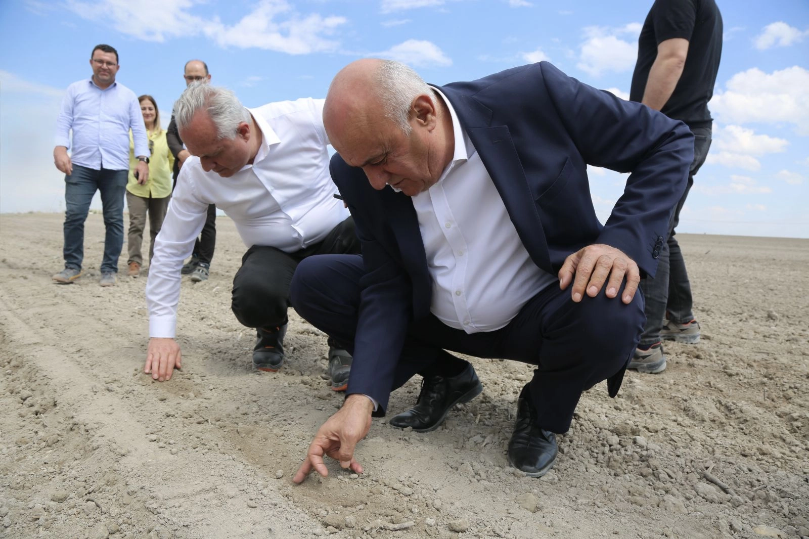 Konya'da PANKOBİRLİK pancar ekimine başladı