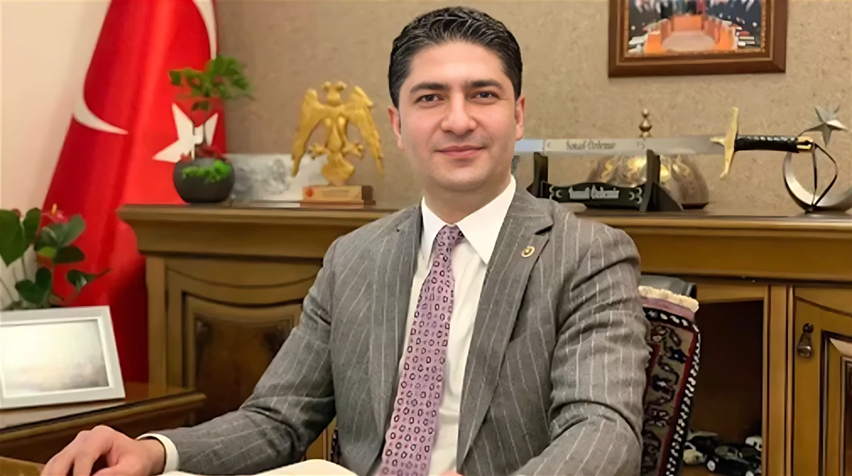MHP'den 'sokak röportajları adı altında yapılan faaliyetler' hakkında kanun teklifi!